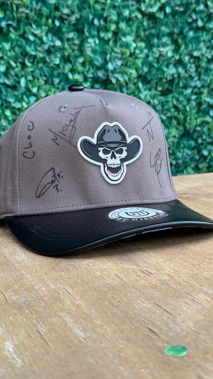 Gorra Primera Edicion Tipo De Rancho Gris Autografiada